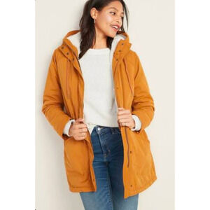 Old Navy Water-Resistant Hooded Faux Fur Lined Parka